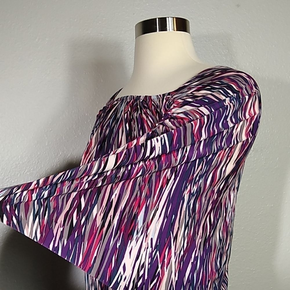 BCBG Generation Abstract Color Pattern Dress Md - Picture 2 of 6